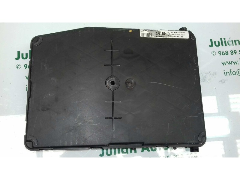Recambio de centralita motor uce para renault megane ii berlina 5p confort authentique referencia OEM IAM 8200321263 215842882A 