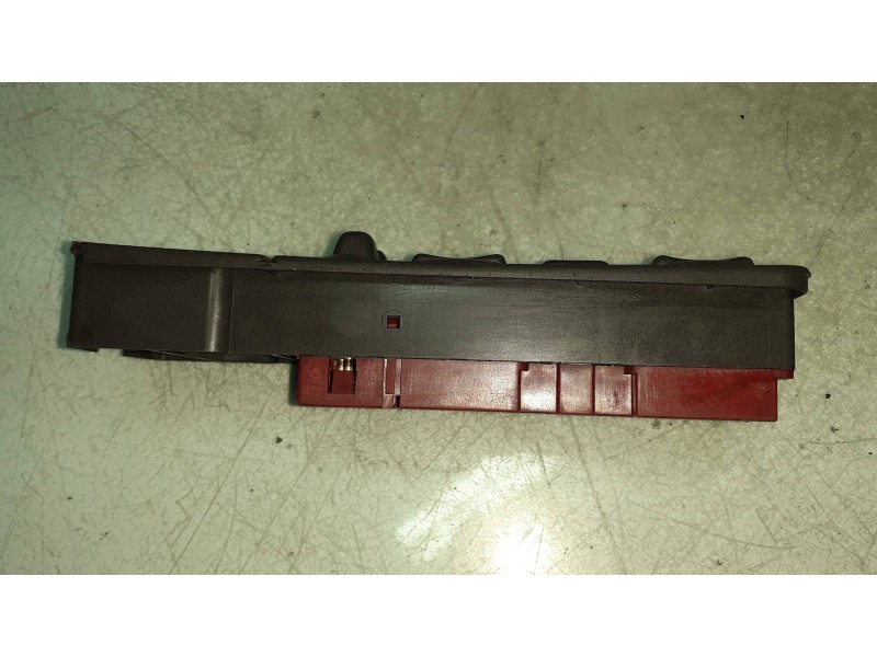 Recambio de mando elevalunas delantero izquierdo para volvo s40 berlina 1.6 evolution referencia OEM IAM 30860528 03458232 