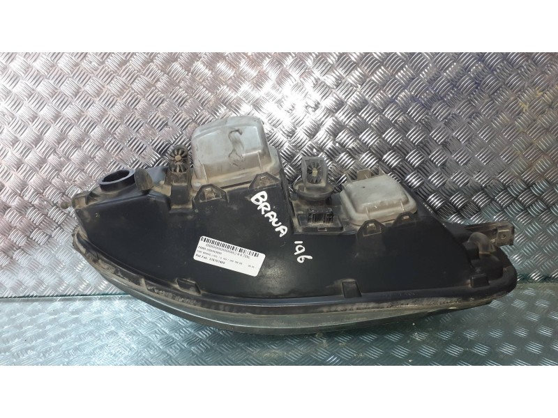 Recambio de faro izquierdo para fiat bravo (182) 1.6 16v / 16v 100 sx referencia OEM IAM 37870748S  