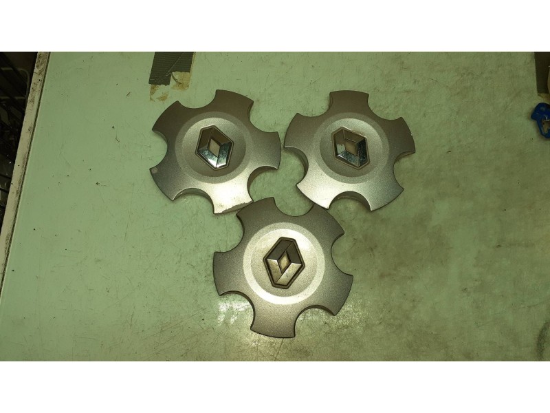 Recambio de tapacubos para renault laguna (b56) 1.8 cat referencia OEM IAM 8200027372  3 TAPAS Recambio de tapacubos para renault laguna (b56) 1.8 cat referencia OEM IAM 8200027372  3 TAPAS