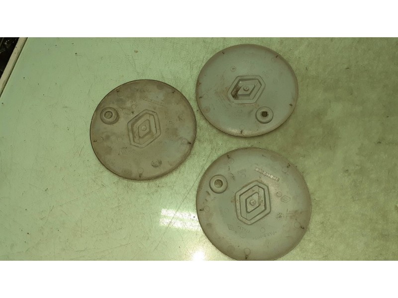 Recambio de tapacubos para renault clio i fase i+ii (b/c57) referencia OEM IAM 8200022038  3 TAPAS Recambio de tapacubos para renault clio i fase i+ii (b/c57) referencia OEM IAM 8200022038  3 TAPAS