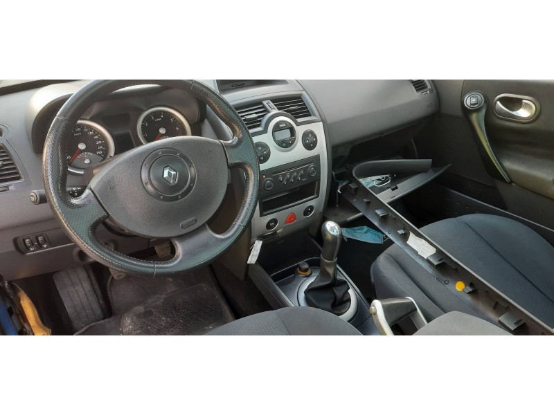 renault megane ii coupe/cabrio del año 2004