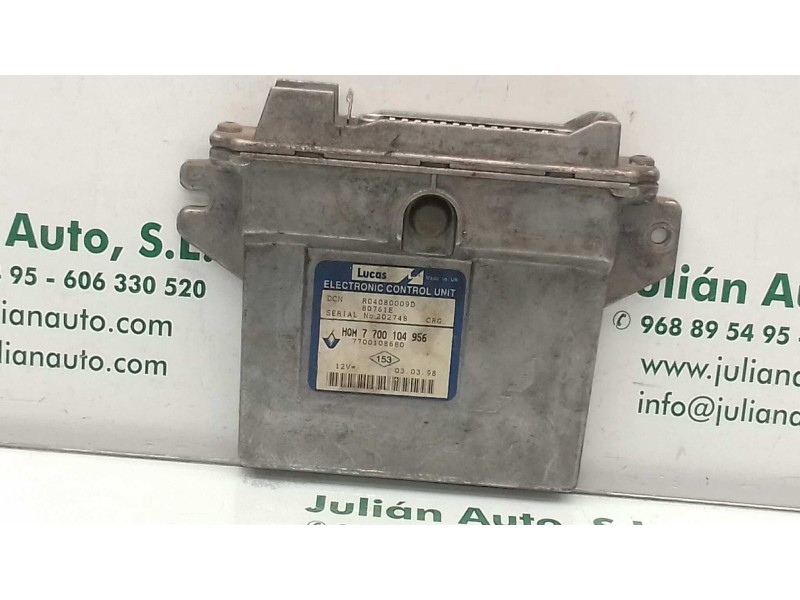 Recambio de centralita motor uce para renault clio ii fase i (b/cbo) 1.9 d referencia OEM IAM 7700104956 7700108680 R04080009D