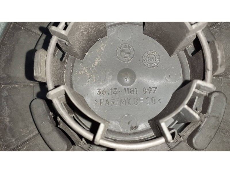 Recambio de tapacubos para bmw serie 7 (e38) referencia OEM IAM 1181897  3 TAPAS Recambio de tapacubos para bmw serie 7 (e38) referencia OEM IAM 1181897  3 TAPAS