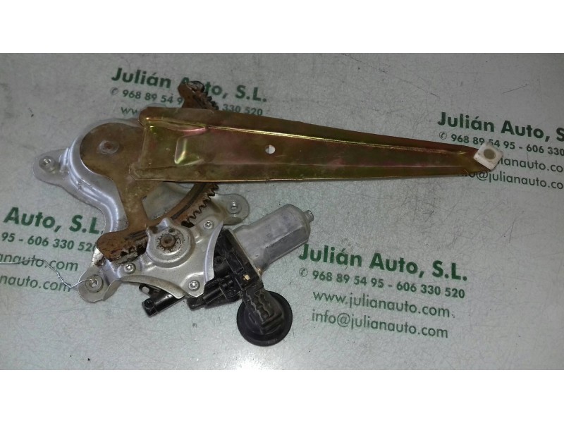 Recambio de elevalunas trasero izquierdo para toyota land cruiser (j12) 3.0 d4-d vx referencia OEM IAM 857105801 CONECTOR 4 PINE