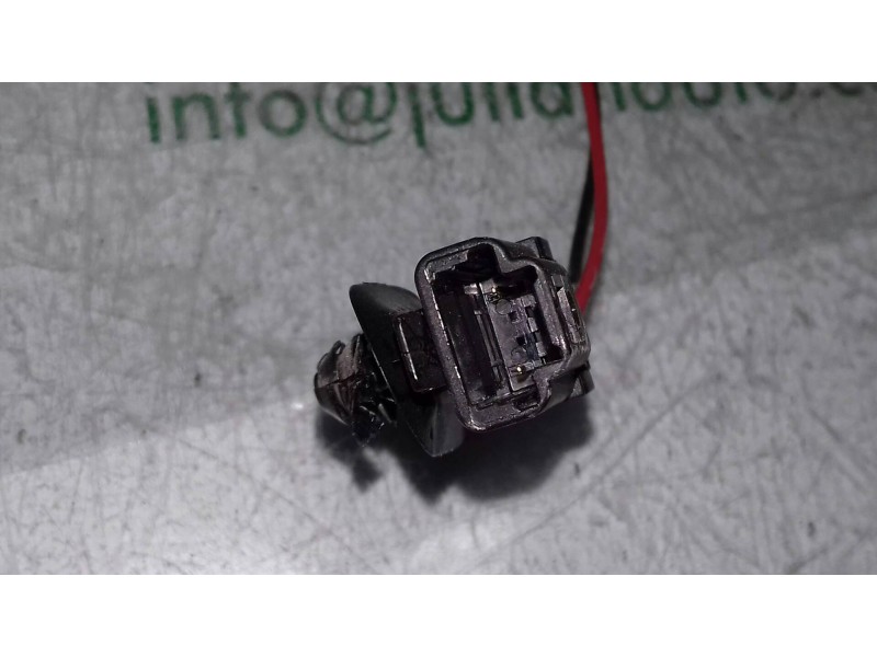 Recambio de piloto trasero izquierdo interior para renault clio iv business referencia OEM IAM 265552424R  