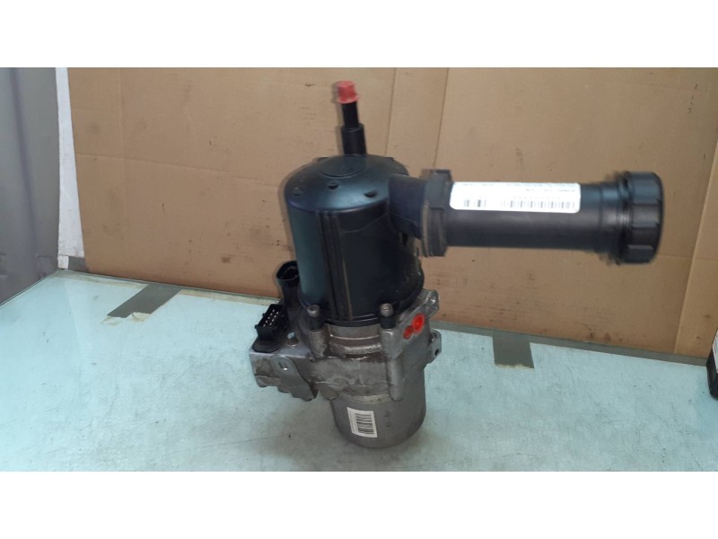 Recambio de bomba direccion para peugeot 307 berlina (s2) xs referencia OEM IAM 21601221  113092