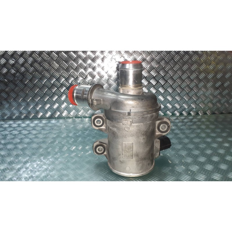 Recambio de bomba agua para ford kuga plug-in hybrid st-line referencia OEM IAM LX6E8501AA P4161 REFRIGERANTE