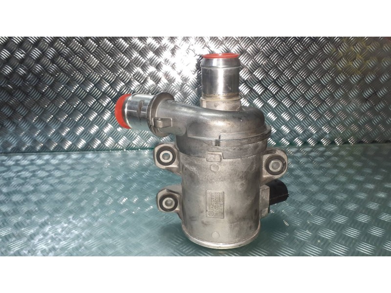 Recambio de bomba agua para ford kuga plug-in hybrid st-line referencia OEM IAM LX6E8501AA P4161 REFRIGERANTE