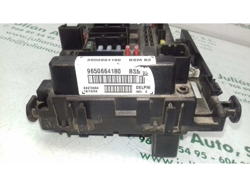 Recambio de caja reles / fusibles para peugeot 307 (s1) xr referencia OEM IAM 9650664180 BSM B2 DELPHI