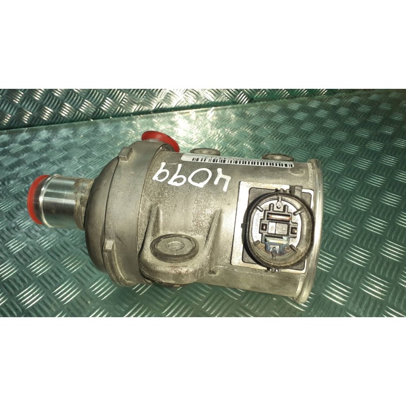 Recambio de bomba agua para ford kuga plug-in hybrid st-line referencia OEM IAM LX6E8501AA P4161 REFRIGERANTE