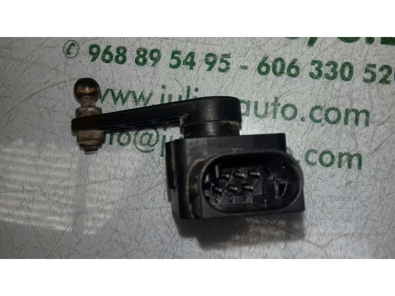 Recambio de sensor para bmw serie 1 berlina (e81/e87) 118d referencia OEM IAM 6763735 3 + 3 PINES FAROS