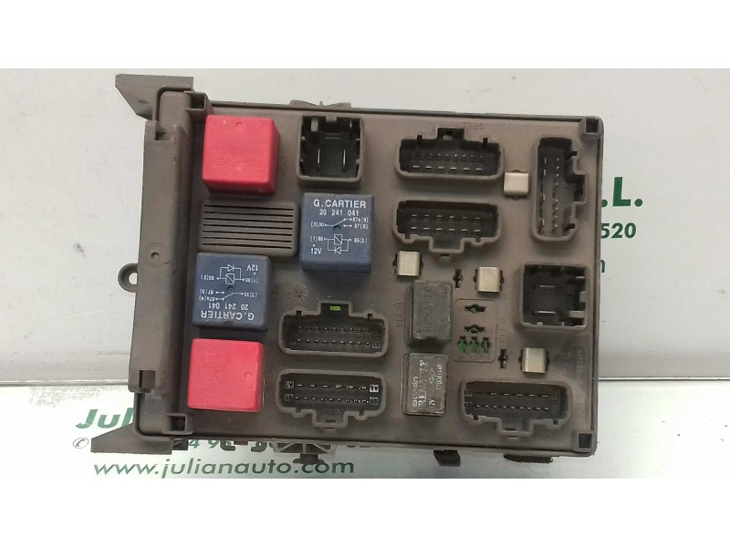 Recambio de caja reles / fusibles para renault laguna ii (bg0) authentique referencia OEM IAM 8200004201E 8200283811 518831011