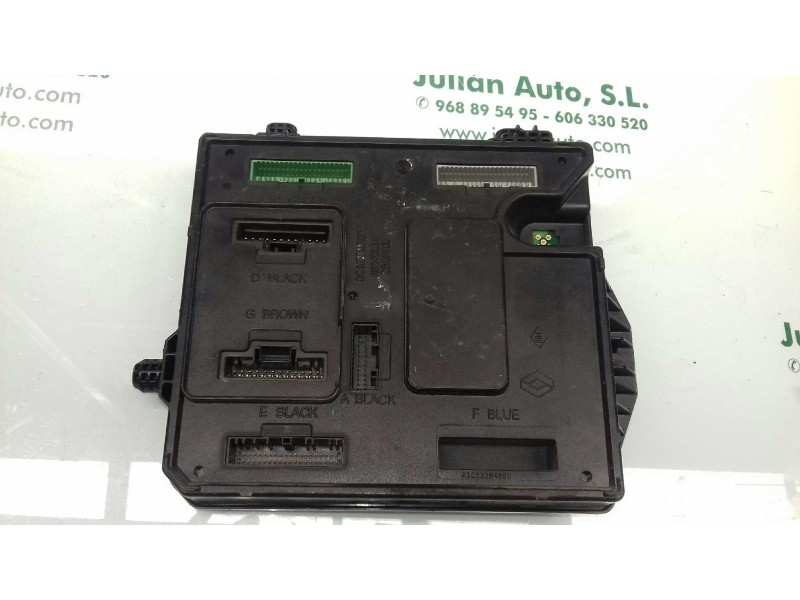 Recambio de modulo electronico para renault megane iii berlina 5 p dynamique referencia OEM IAM 284B17882R S180098101D BCM