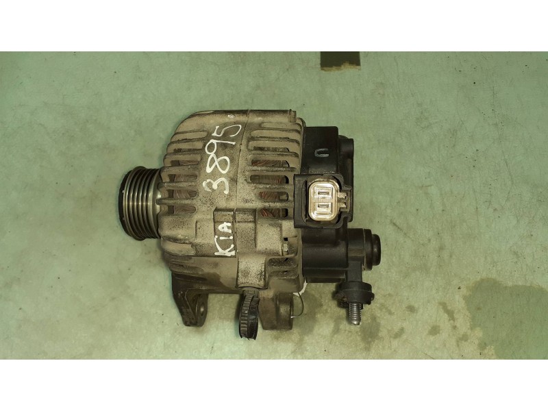 Recambio de alternador para kia rio 1.5 crdi ex1 referencia OEM IAM 2655475 VALEO 120A