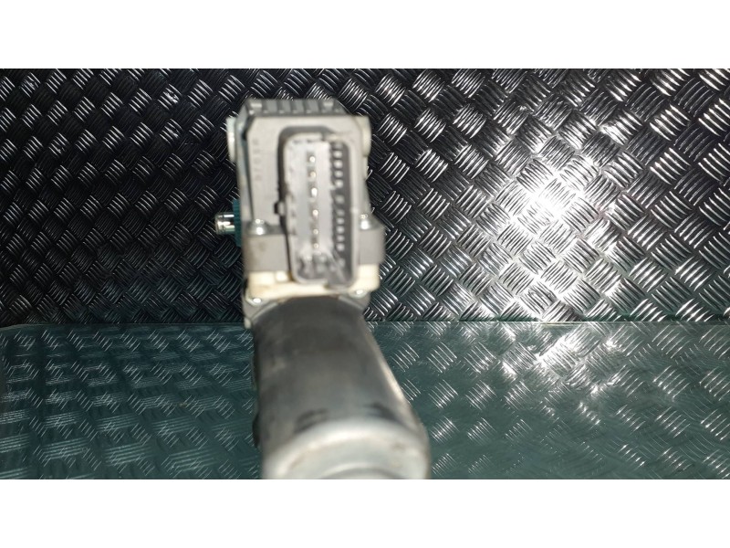 Recambio de motor elevalunas delantero izquierdo para citroen xsara picasso 1.6 hdi 90 exclusive referencia OEM IAM 103241104 16