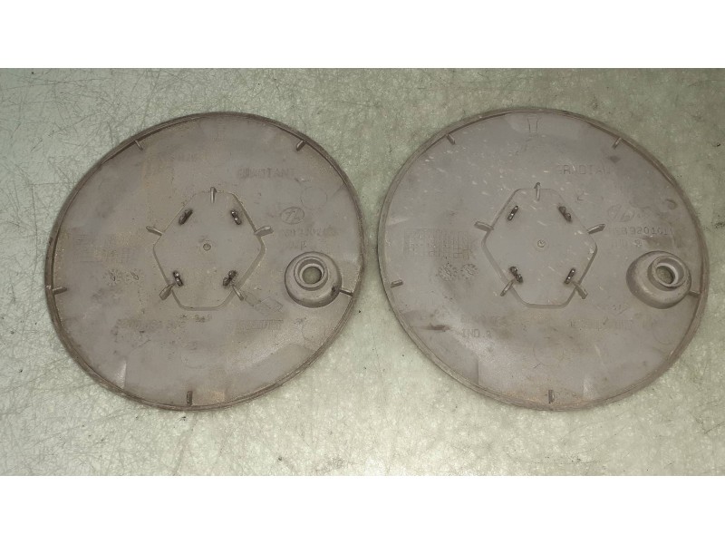 Recambio de tapacubos para renault laguna ii grandtour (kg0) referencia OEM IAM 8200081306 9201011 2 TAPAS