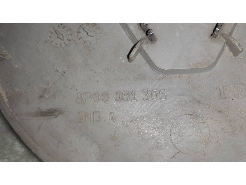 Recambio de tapacubos para renault laguna ii grandtour (kg0) referencia OEM IAM 8200081306 9201011 2 TAPAS