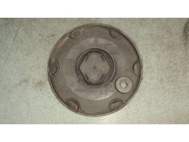 Recambio de tapacubos para renault scenic ii referencia OEM IAM 8200134772  1 TAPA Recambio de tapacubos para renault scenic ii referencia OEM IAM 8200134772  1 TAPA