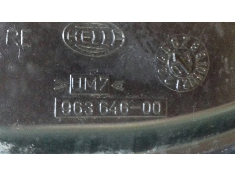 Recambio de faro derecho para volkswagen bora berlina (1j2) conceptline referencia OEM IAM 96364600  