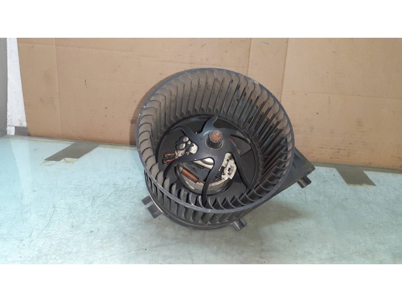 Recambio de ventilador calefaccion para seat toledo (1m2) executive referencia OEM IAM H35657880E  CONECTORES 2 PINES