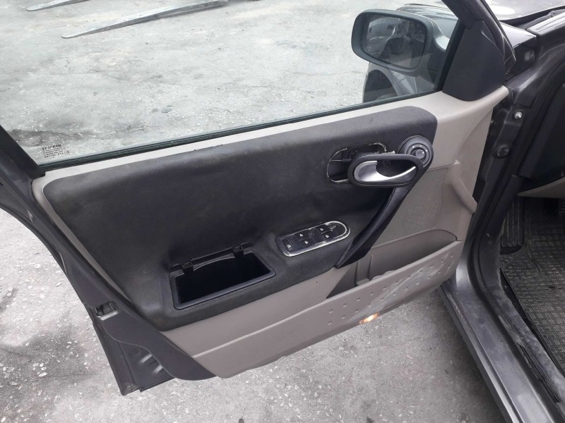 renault megane ii berlina 5p del año 2003