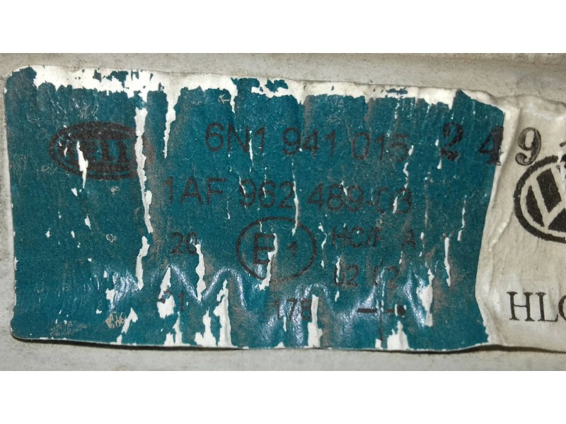 Recambio de faro izquierdo para volkswagen polo berlina (6n1) concept referencia OEM IAM 6N1941015  