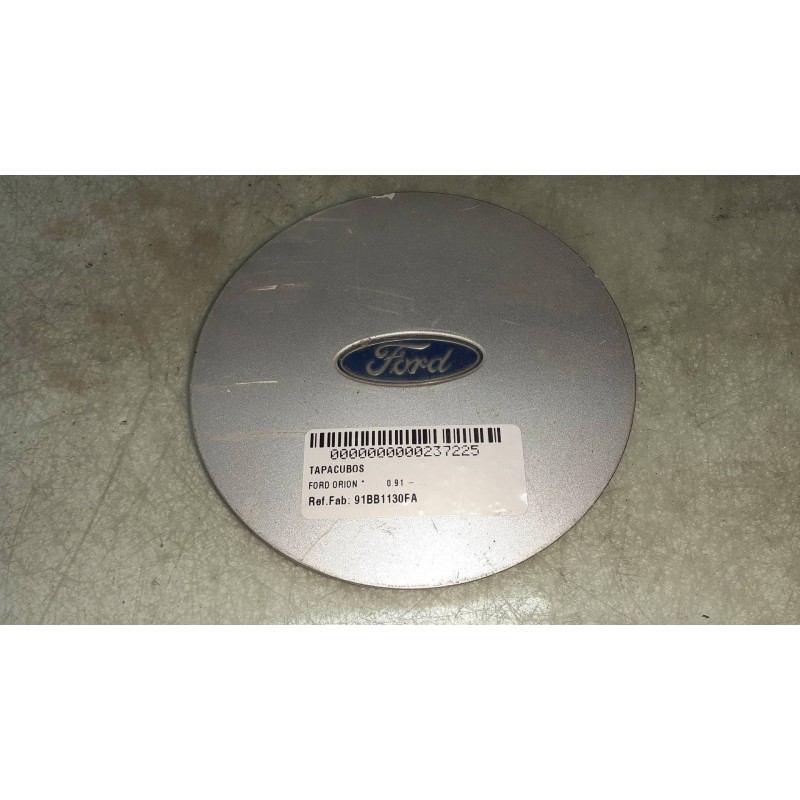 Recambio de tapacubos para ford orion referencia OEM IAM 91BB1130FA  1 TAPA