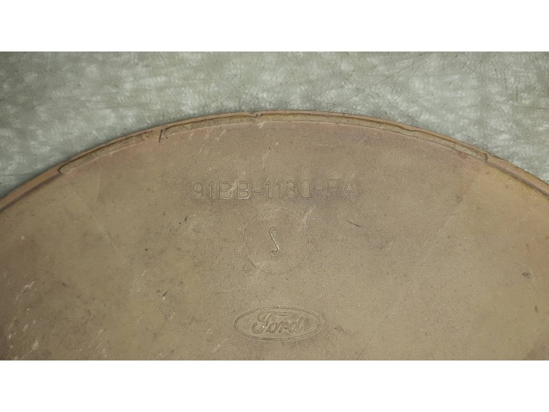 Recambio de tapacubos para ford orion referencia OEM IAM 91BB1130FA  1 TAPA