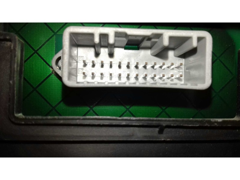 Recambio de cuadro instrumentos para renault clio grandtour authentique referencia OEM IAM 8201060299A 7DGB108207 VISTEON