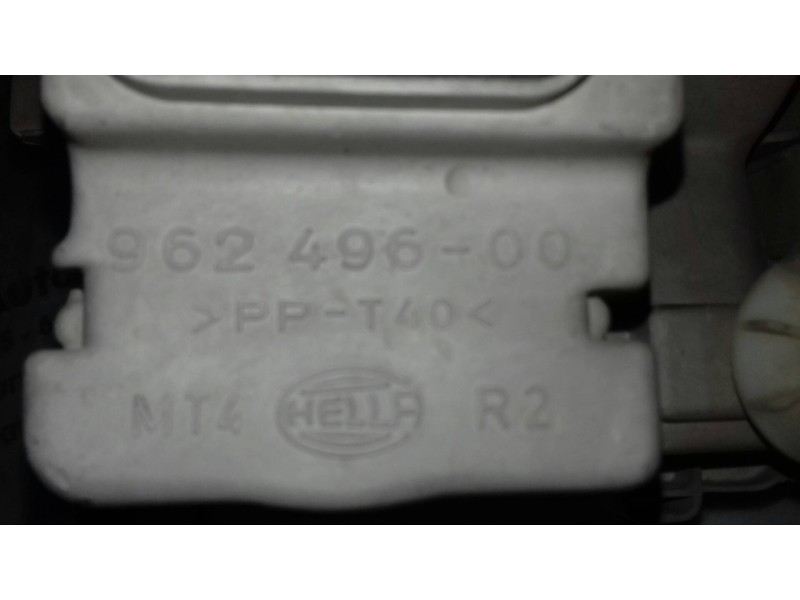 Recambio de faro derecho para volkswagen polo berlina (6n1) básico referencia OEM IAM 6N1941016 96249600 