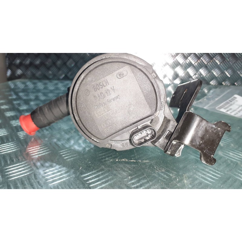 Recambio de bomba agua para ford kuga plug-in hybrid st-line referencia OEM IAM LX6118D473HPD CF339 AUXILIAR