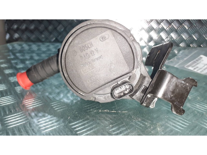 Recambio de bomba agua para ford kuga plug-in hybrid st-line referencia OEM IAM LX6118D473HPD CF339 AUXILIAR
