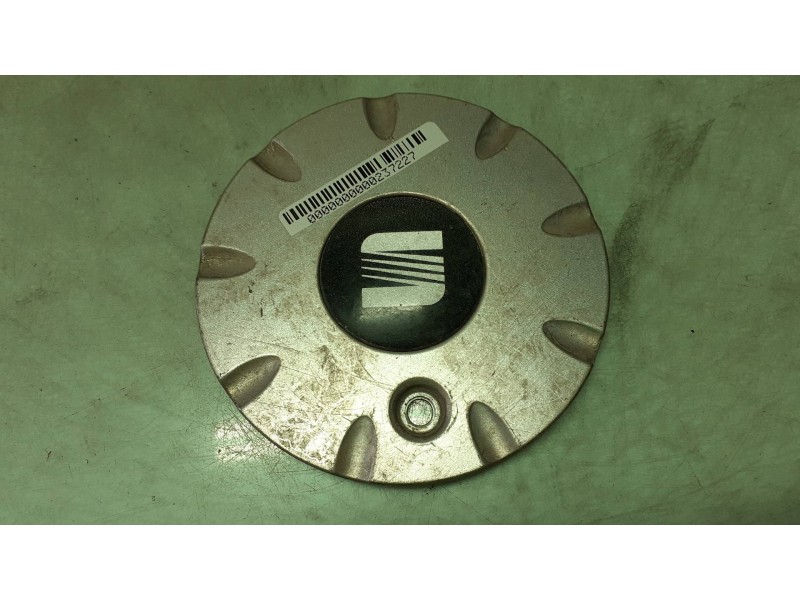 Recambio de tapacubos para seat cordoba berlina (6k2) referencia OEM IAM 6K0601149C  1 TAPA Recambio de tapacubos para seat cordoba berlina (6k2) referencia OEM IAM 6K0601149C  1 TAPA