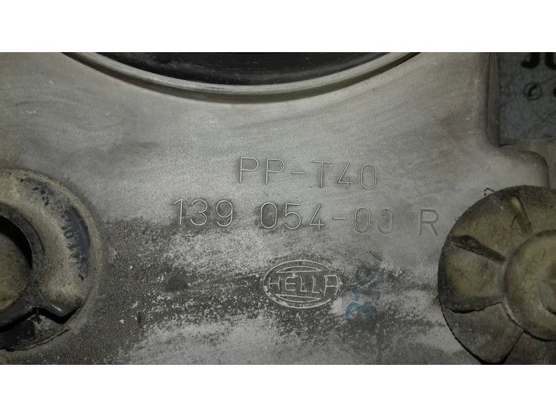 Recambio de faro derecho para volkswagen vento (1h2) cl referencia OEM IAM 13905400 13472800 