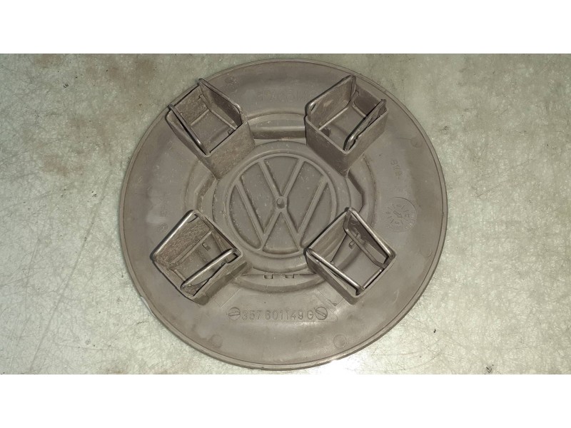Recambio de tapacubos para volkswagen golf ii (191/193) referencia OEM IAM 357601149G  1 TAPA