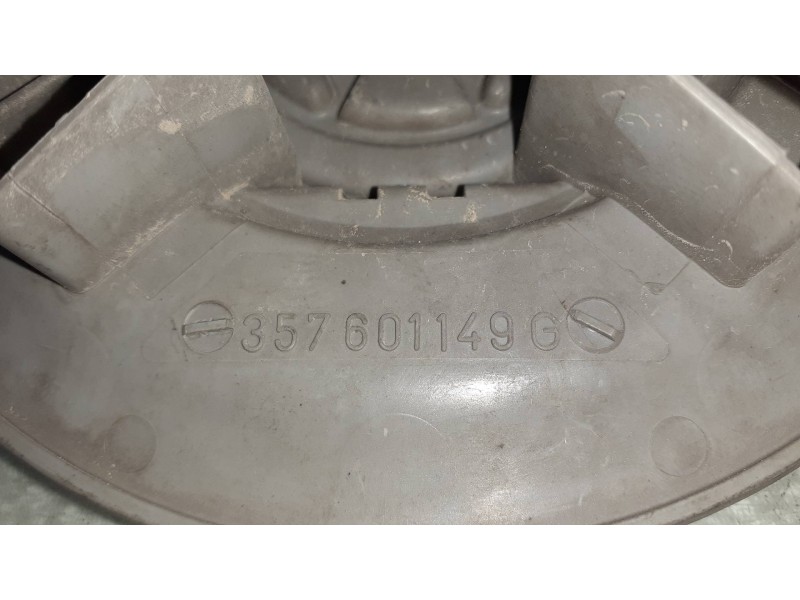 Recambio de tapacubos para volkswagen golf ii (191/193) referencia OEM IAM 357601149G  1 TAPA