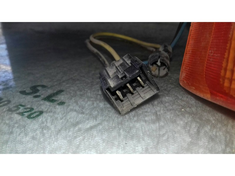 Recambio de faro derecho para fiat panda 900 referencia OEM IAM 006261 UFD-5009 KINBY Recambio de faro derecho para fiat panda 900 referencia OEM IAM 006261 UFD-5009 KINBY