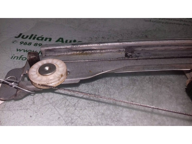 Recambio de elevalunas delantero izquierdo para renault clio iv business referencia OEM IAM 128001072E 3Q0924C ELECTRICO