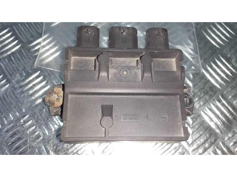 Recambio de modulo electronico para ford kuga plug-in hybrid st-line referencia OEM IAM JX7T14F679CA G23841 PORTON