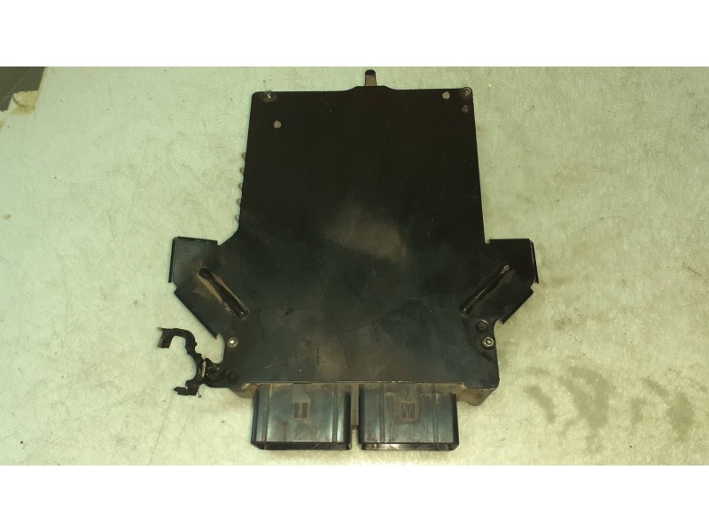 Recambio de centralita motor uce para chrysler voyager (es) 3.0 le referencia OEM IAM 46517112 P04606113 04606113 Recambio de centralita motor uce para chrysler voyager (es) 3.0 le referencia OEM IAM 46517112 P04606113 04606113