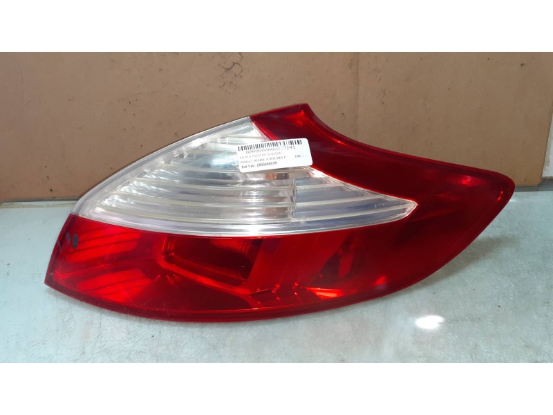Recambio de piloto trasero derecho para renault megane iii berlina 5 p referencia OEM IAM 265500007R EXT VALEO Recambio de piloto trasero derecho para renault megane iii berlina 5 p referencia OEM IAM 265500007R EXT VALEO
