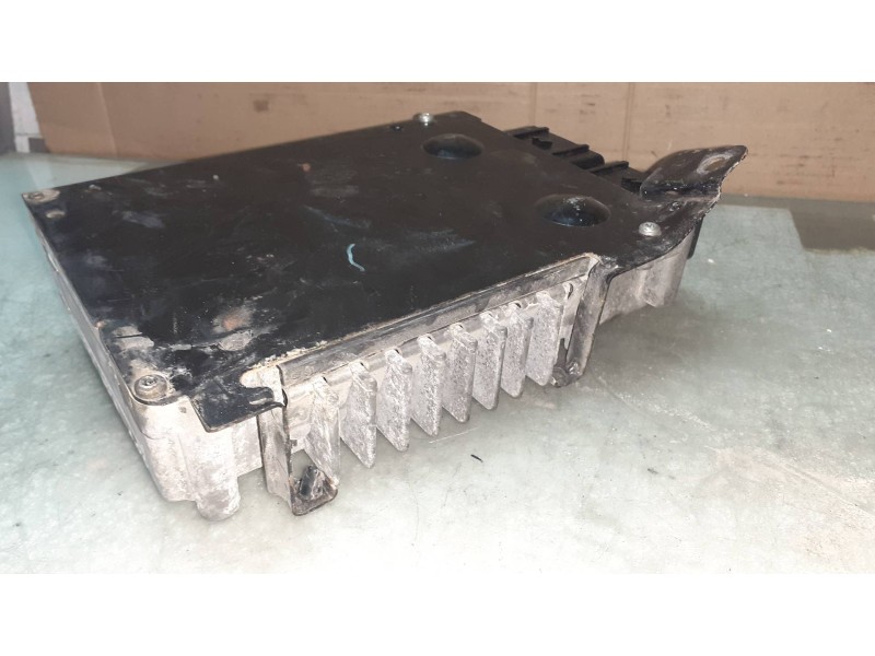 Recambio de centralita motor uce para chrysler neon (pl) 2.0 cs referencia OEM IAM 04745004 P05269922 0474500464490