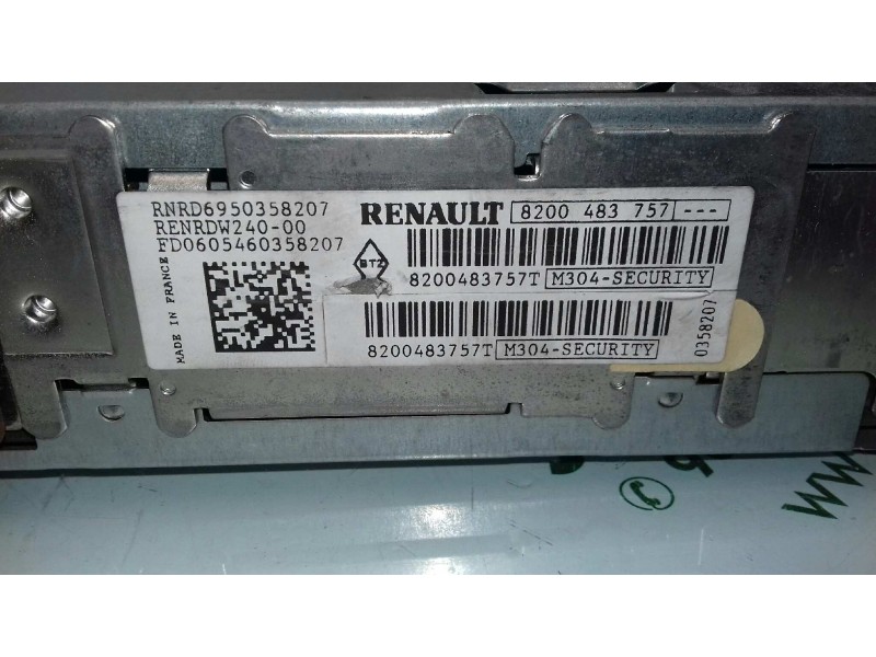 Recambio de sistema audio / radio cd para renault clio iii exception referencia OEM IAM 8200483757 8200483757T  Recambio de sistema audio / radio cd para renault clio iii exception referencia OEM IAM 8200483757 8200483757T