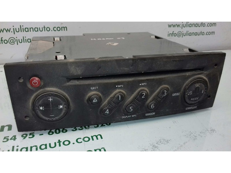 Recambio de sistema audio / radio cd para renault megane ii berlina 5p emotion referencia OEM IAM 8200633637 8200633637T 