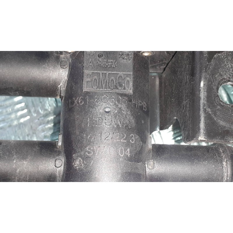 Recambio de valvula intercambio de calefaccion para ford kuga plug-in hybrid st-line referencia OEM IAM LX618C605HPB FOMOCO CALE