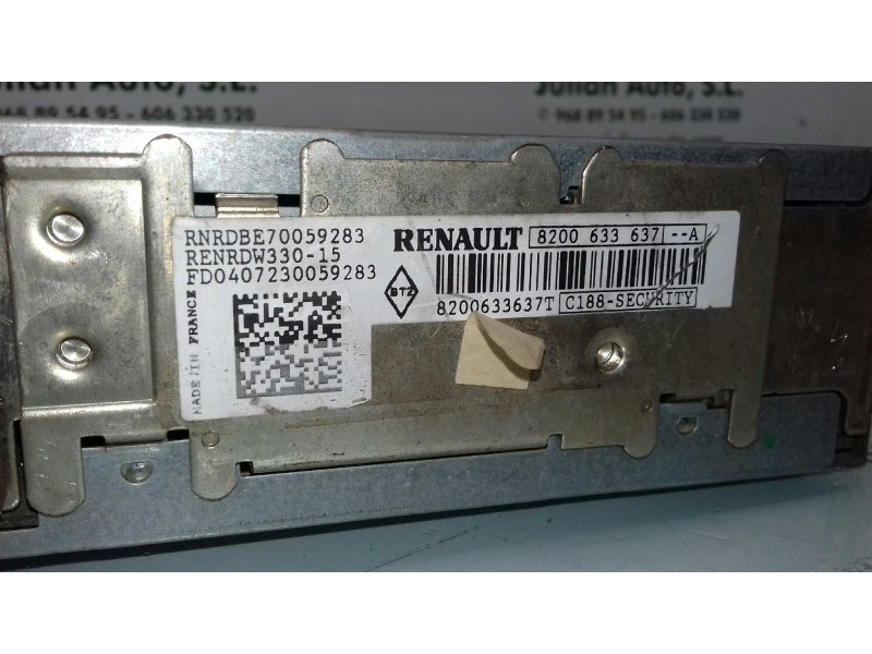 Recambio de sistema audio / radio cd para renault megane ii berlina 5p emotion referencia OEM IAM 8200633637 8200633637T  Recambio de sistema audio / radio cd para renault megane ii berlina 5p emotion referencia OEM IAM 8200633637 8200633637T