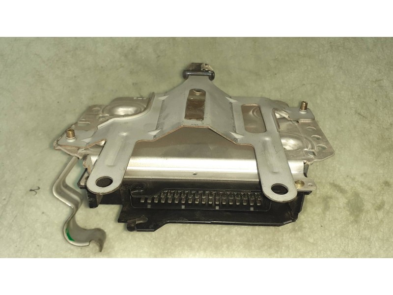 Recambio de centralita motor uce para hyundai accent (lc) gls referencia OEM IAM 9030930023E  3911022380