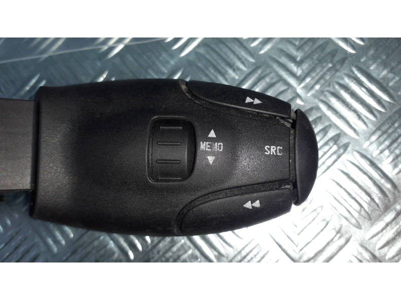 Recambio de mando multifuncion para citroen xsara picasso 1.6 hdi 90 exclusive referencia OEM IAM 9641796480  RADIO