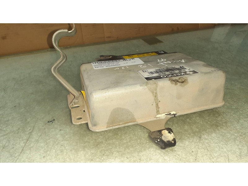 Recambio de centralita motor uce para hyundai accent (lc) gls referencia OEM IAM 9030930023E  3911022380